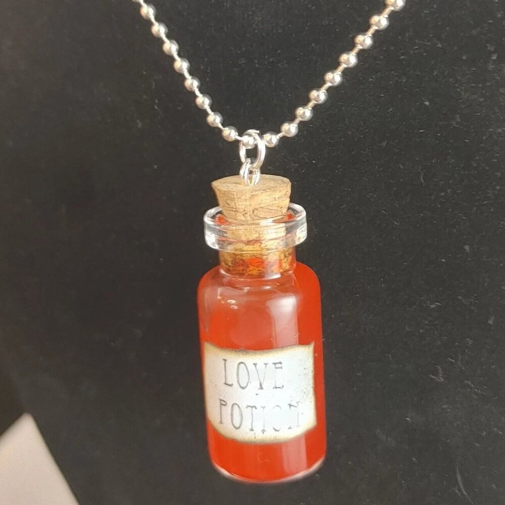 Magic Love Potion Vial Bottle Necklace